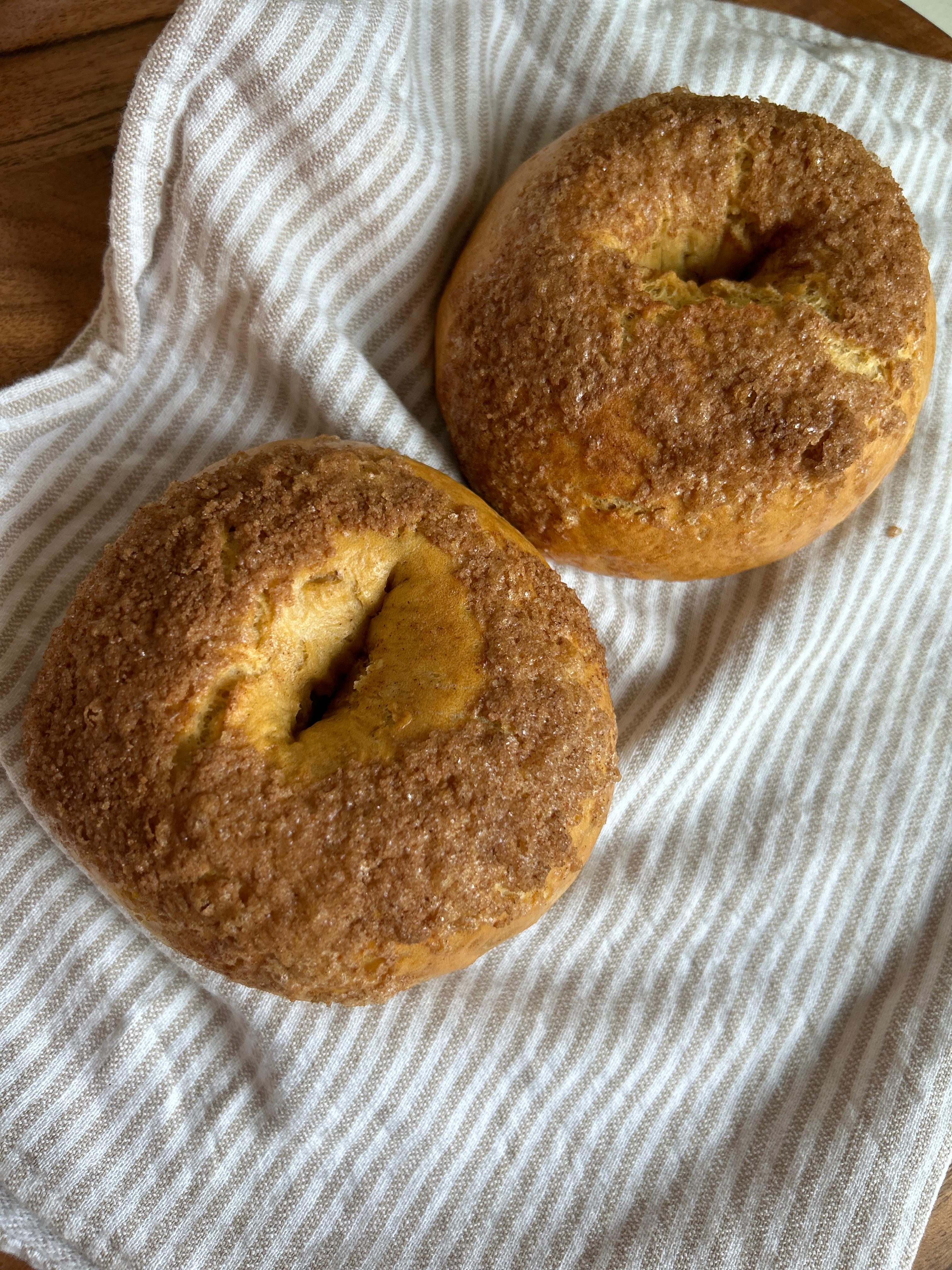 Cinnamon Crunch Pumpkin Bagel